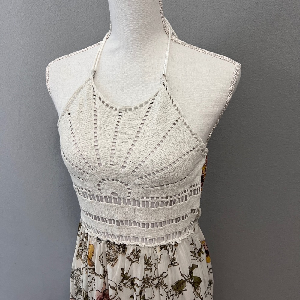 Altar'd State Maxi Dress Women Small White Floral Crochet Halter Boho DE1890-960 - Picture 3 of 9